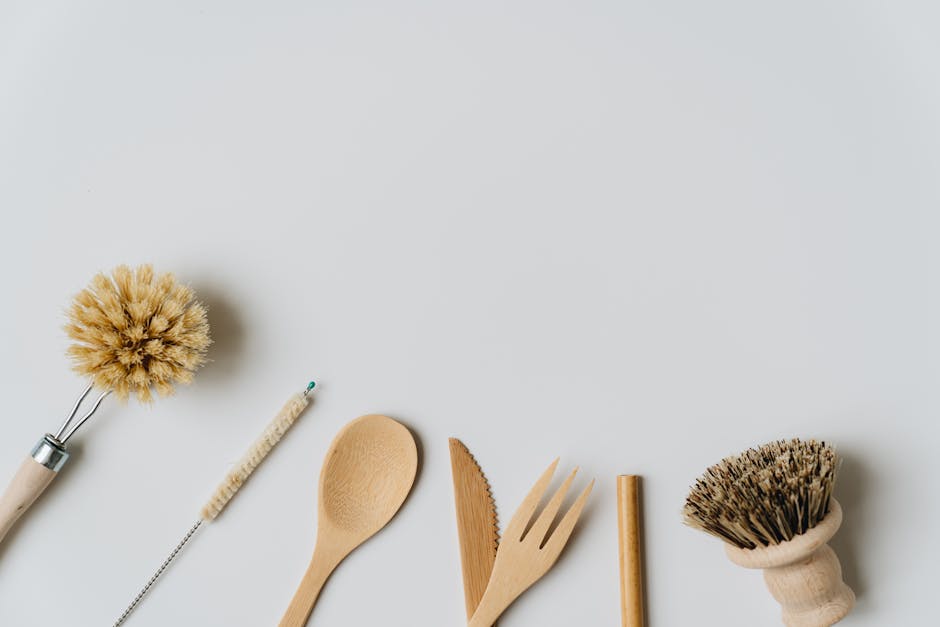 Eco Friendly Wooden Cutlery and Cleaning Brushes