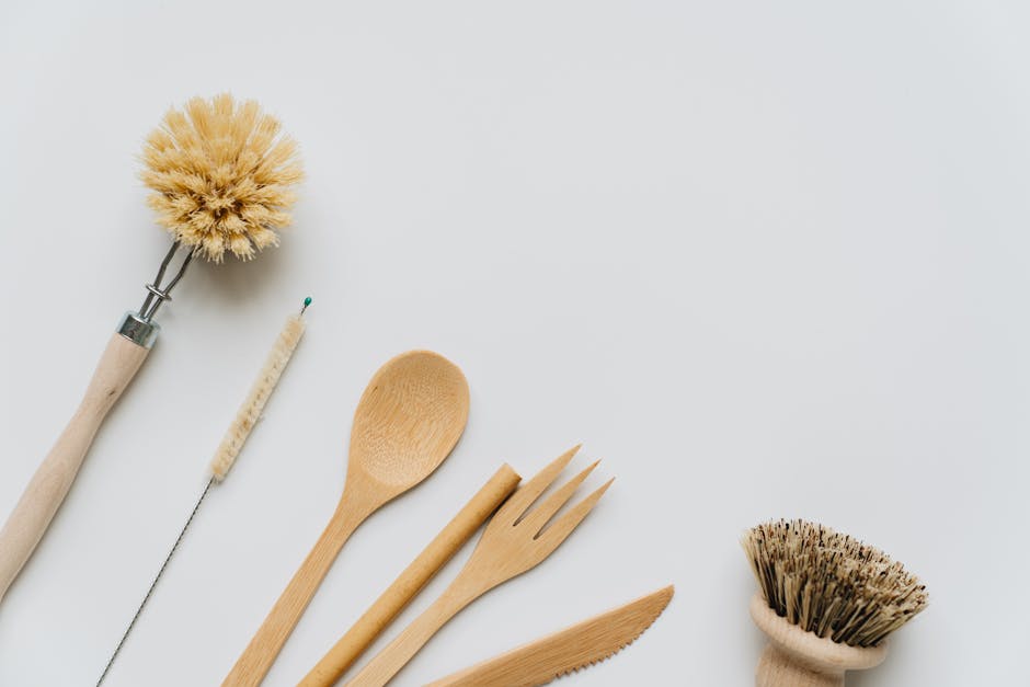 Eco Friendly Wooden Cutlery and Cleaning Brushes