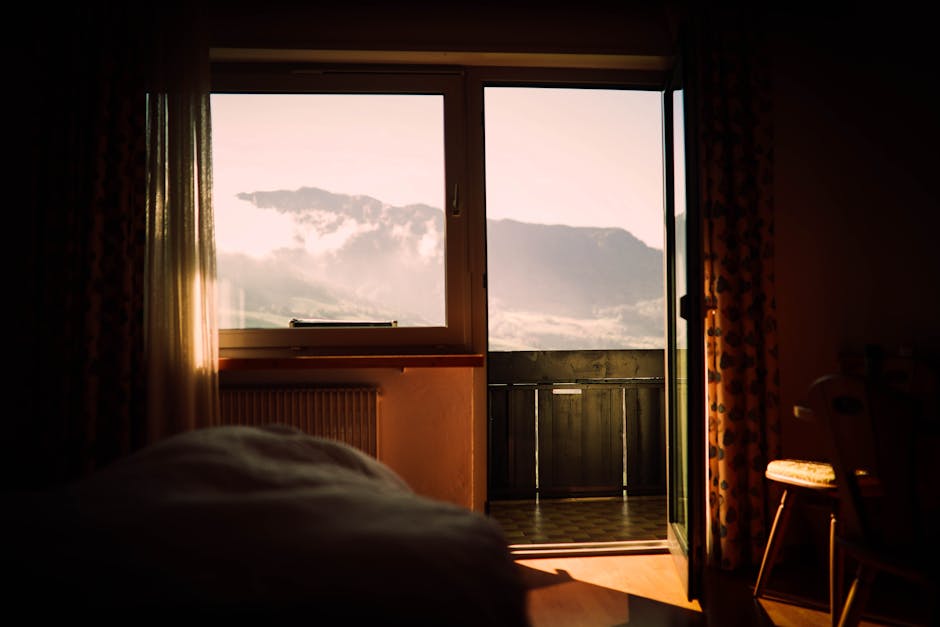 A Room With View Of Mountains