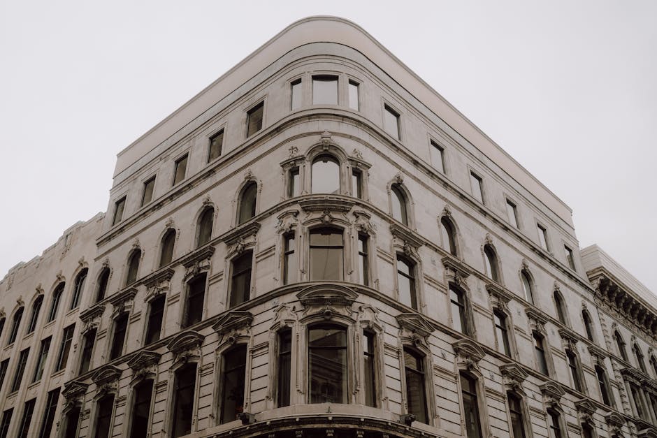 Le Vieux Montreal Building in City