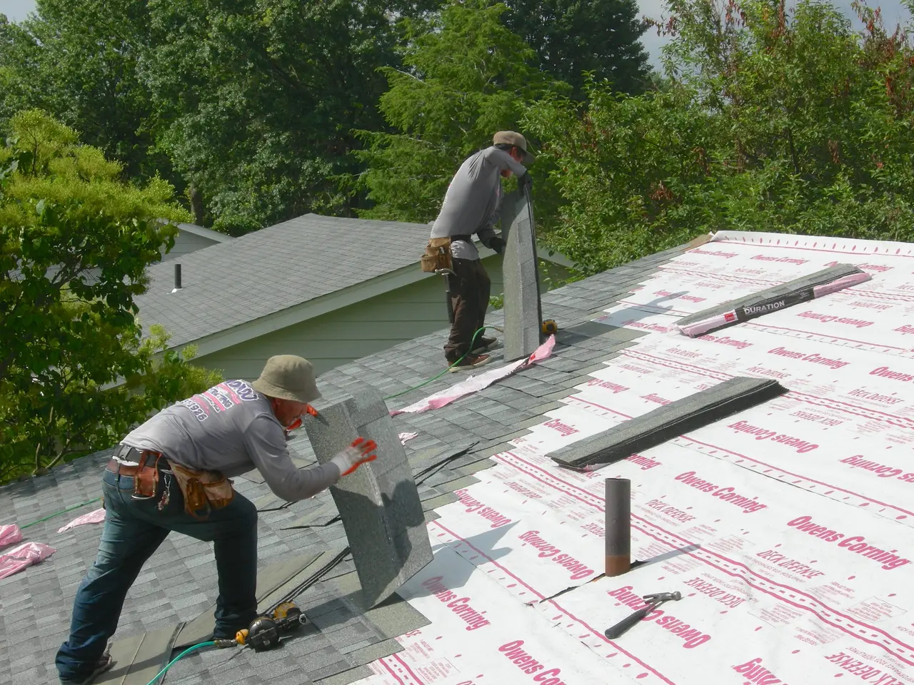 New Jersey Roofers Installing new shingles