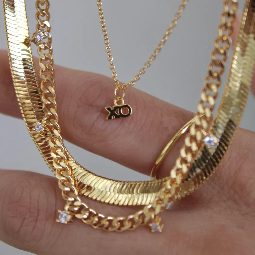 gold necklaces, gold jewelry