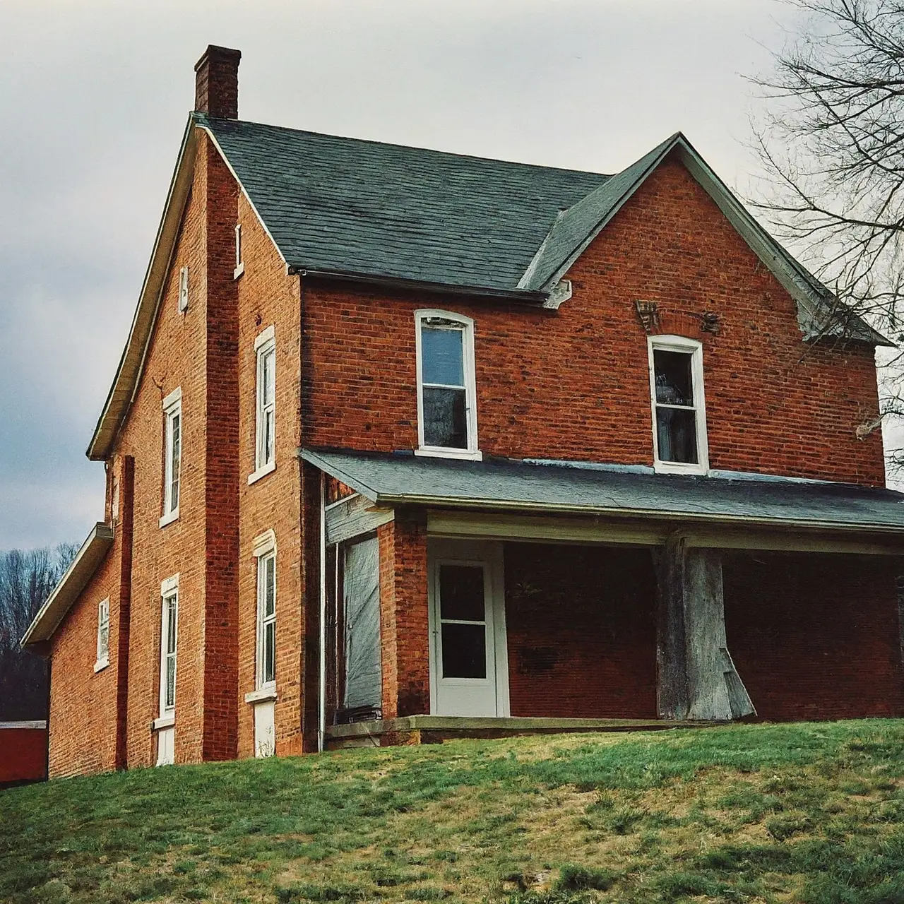 A beautiful home in Martinsburg, WV with a sturdy roof. 35mm stock photo