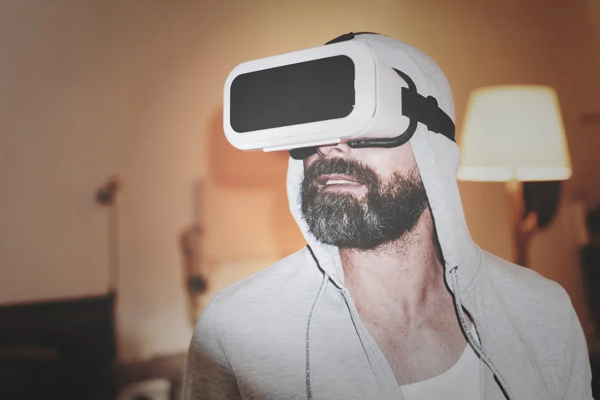 High-Quality Gadgets - Virtual-reality Headset